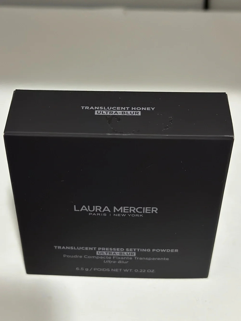 LAURA MERCIER Ultra-Blur Setting Powder — Honey